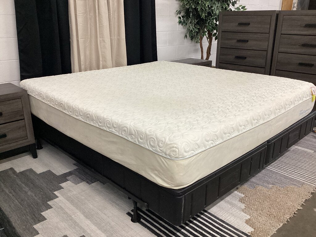 80603 - Tempur-Pedic King Mattress