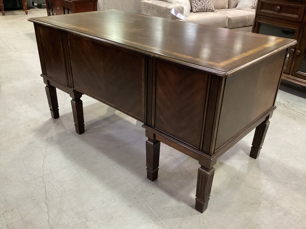 80684 Ashley Hamlin Storage Leg Desk 60x30x30