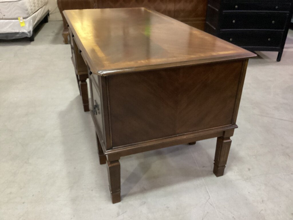 80684 Ashley Hamlin Storage Leg Desk 60x30x30
