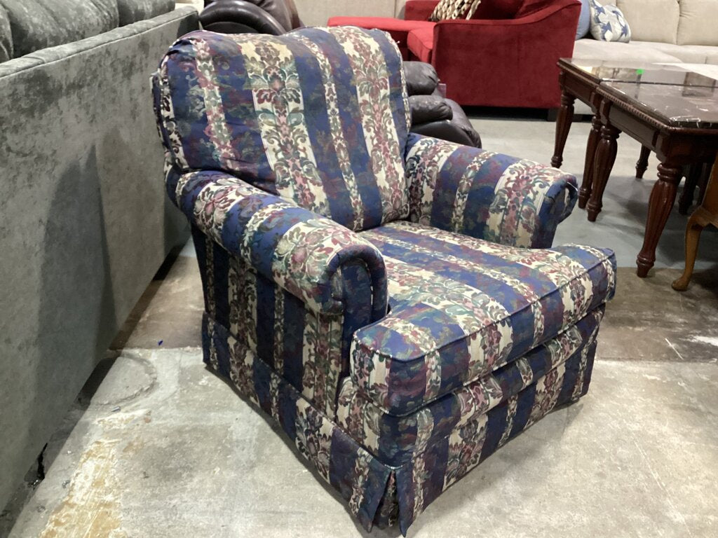 80641 - La-Z-Boy Floral Armchair 35x36x32