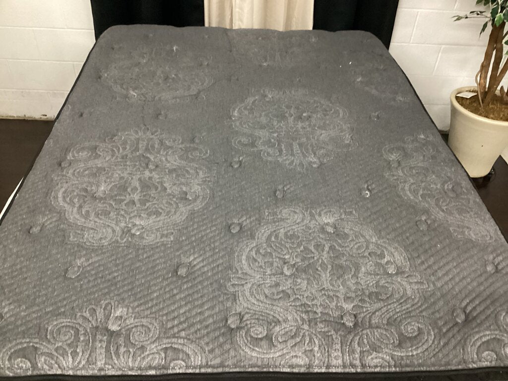 80705 Hampton & Rhodes Jubilant Pillow Top Queen Mattress
