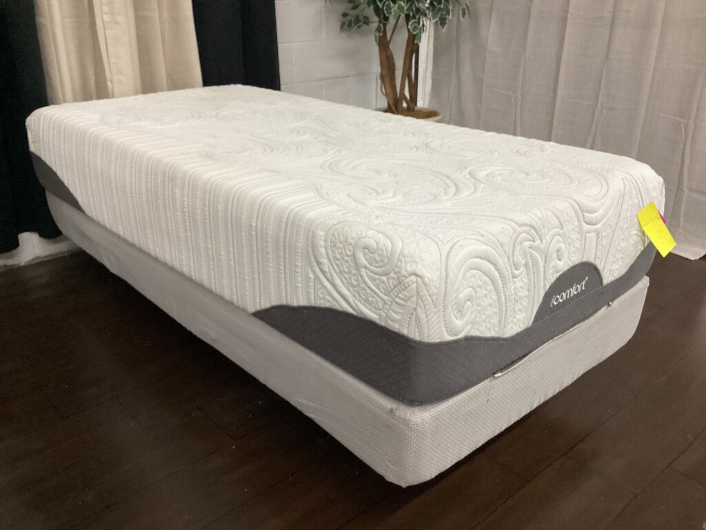 80700 - Serta iComfort Savant Everfeel Twin XL Matress