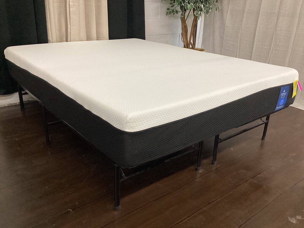 80735 - Molblly Extreme Comfort Queen Mattress
