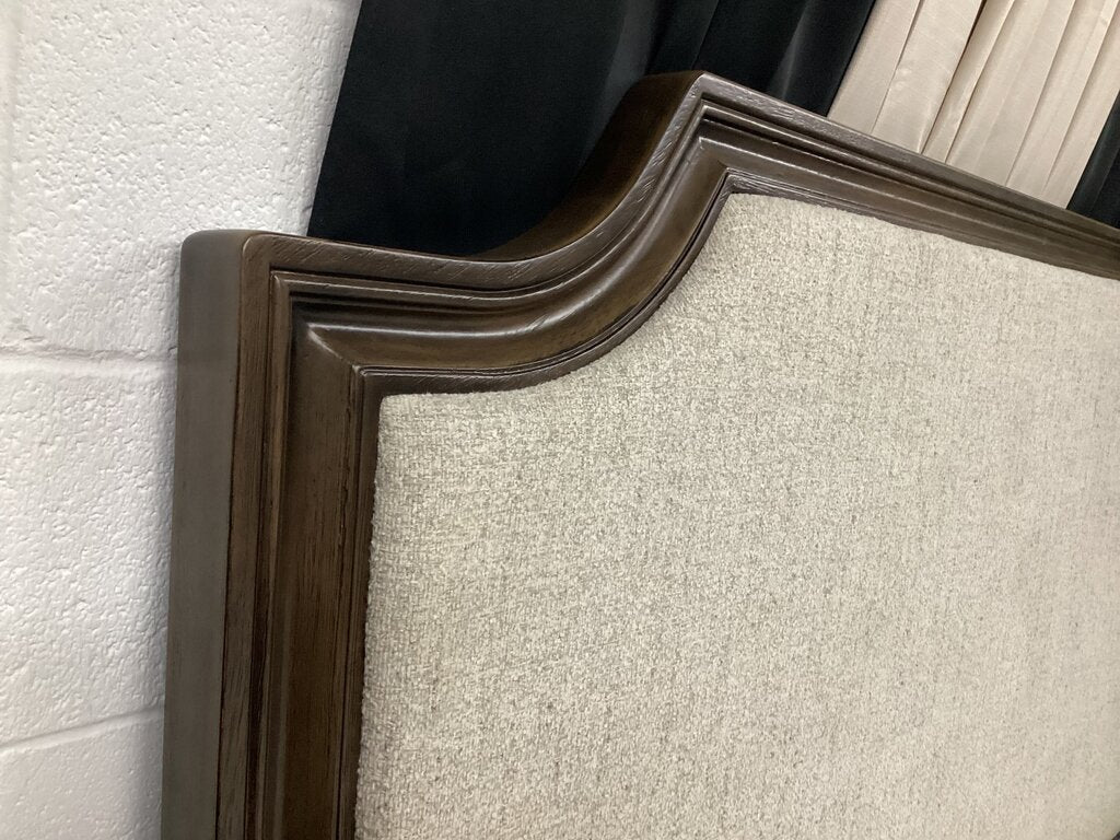 80743 Ashley Veramond King / Cal Upholstered Headboard 80x65