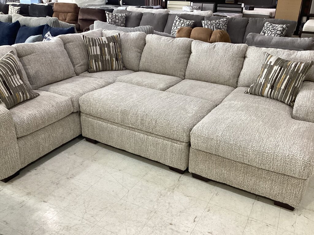 Reckon Taupe NEW Storage Ottoman 48x24x20 (52506-3811)