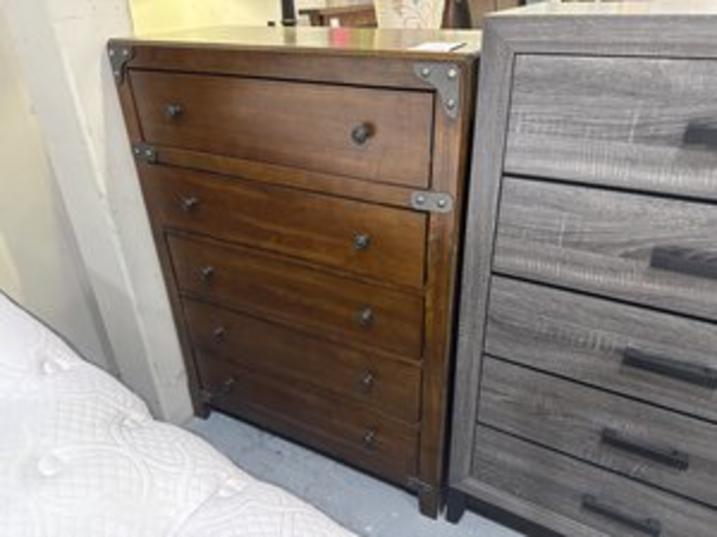 80752 - Ashley Delburne Five Drawer Chest 35x17x48