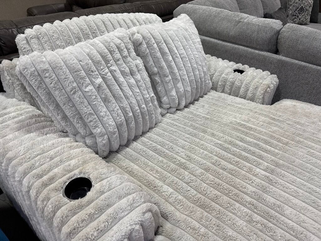 80842 - Ashley Stupendous Alloy Oversized Chaise w/Cup Holders 64x68x41