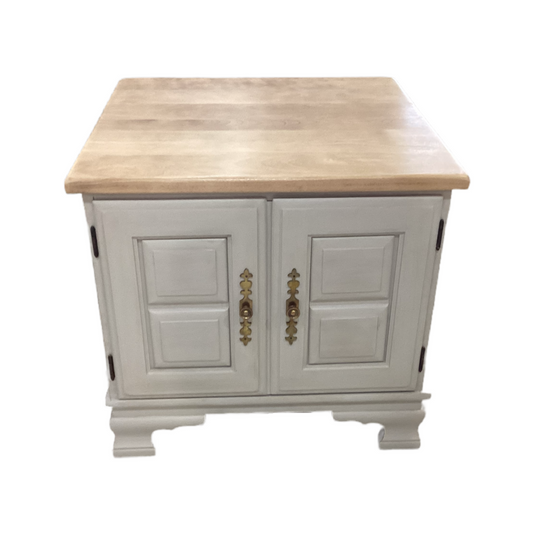 80845 (8442-36) Two Door End Table 24x24x22