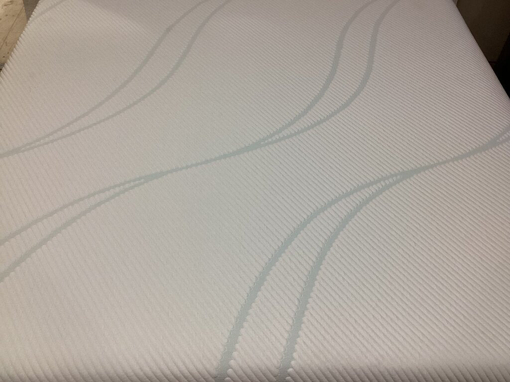 80852 - Tempur-Pedic Pro Adapt Hybrid Medium King Mattress