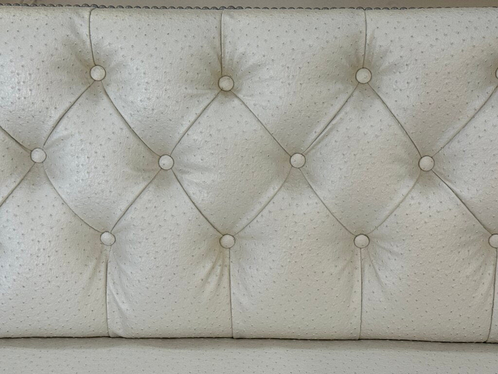 80860 - Pearl White Ostrich Embossed Settee Bench 45x45x36