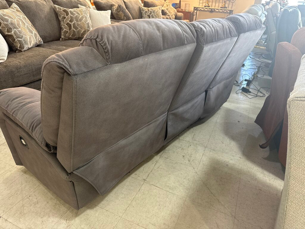80875 - Heritage Leather Rainier Manual Reclining Sofa 89x38x41