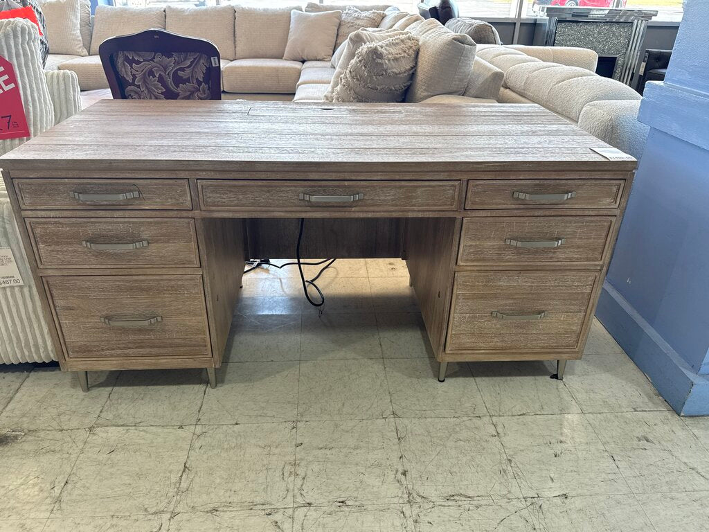 80930 - Aspen Maddox Executive Desk 66x30x31