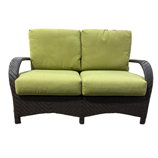 80917 (8524-20) Wicker Patio Loveseat 53x35x35