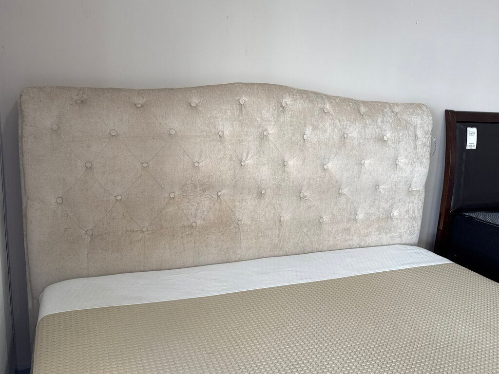 80904 (8524-7) Upholstered King Bedframe 81x97x57