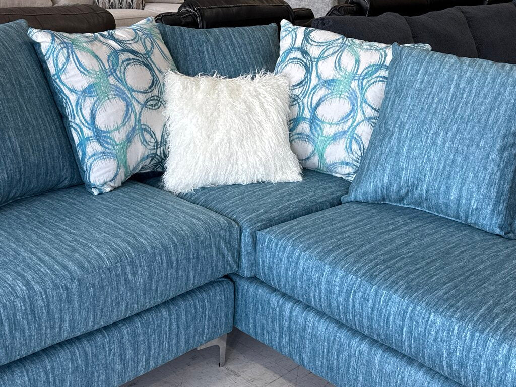 Expo Marine NEW 2pc Sectional 104x77x35 (5550-06)