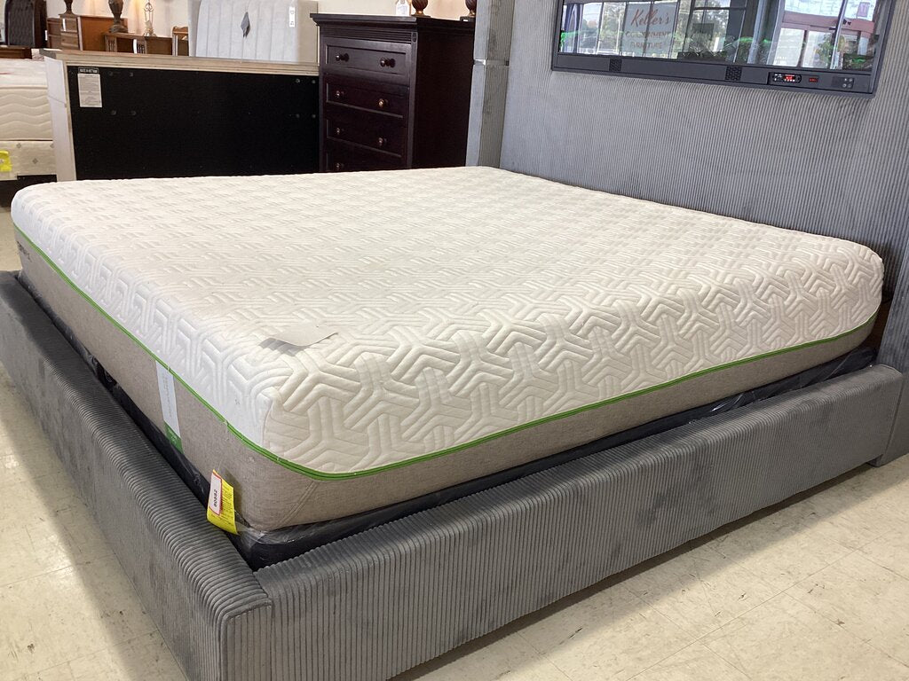 80882 - Tempur-Pedic Flex Hybrid Supreme King Mattress