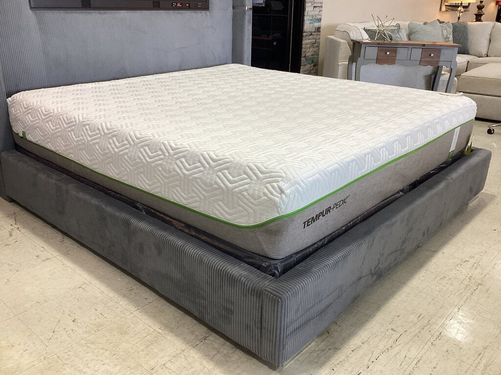 80882 - Tempur-Pedic Flex Hybrid Supreme King Mattress