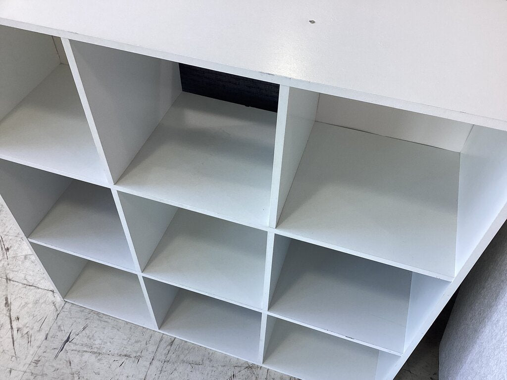 80921 (8524-24) White Storage Cubby 36x12x36
