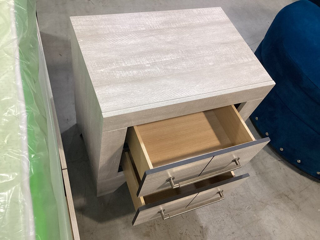 Westwind NEW Nightstand 21x15x23 (123097)