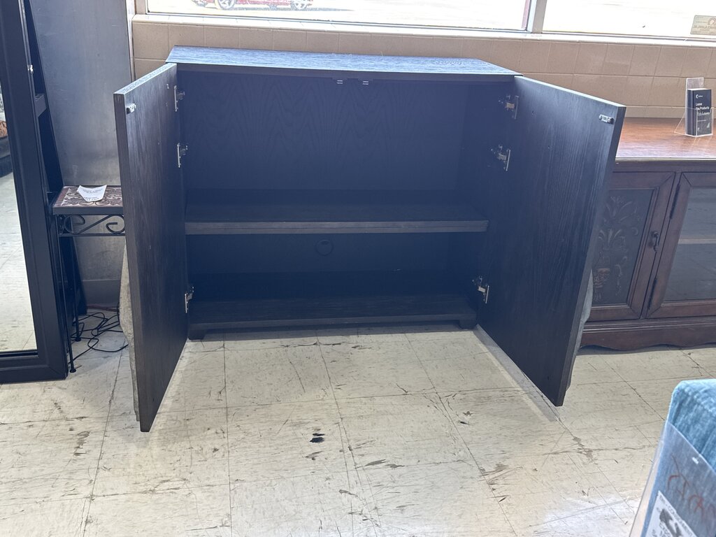 80901 (8524-4) Bernhardt Icarus Door Chest 40x18x34
