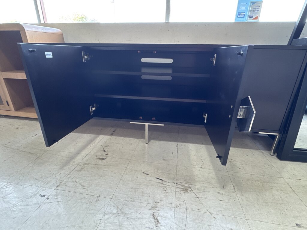 80905 (8524-8) Century 4 Door Media Console 72x21x28
