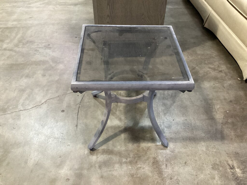 80920 (8524-23) Glass/Metal Patio End Table 18x18x18