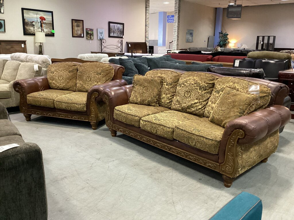 80869 Ashley Sofa and Loveseat 94-67x41x36
