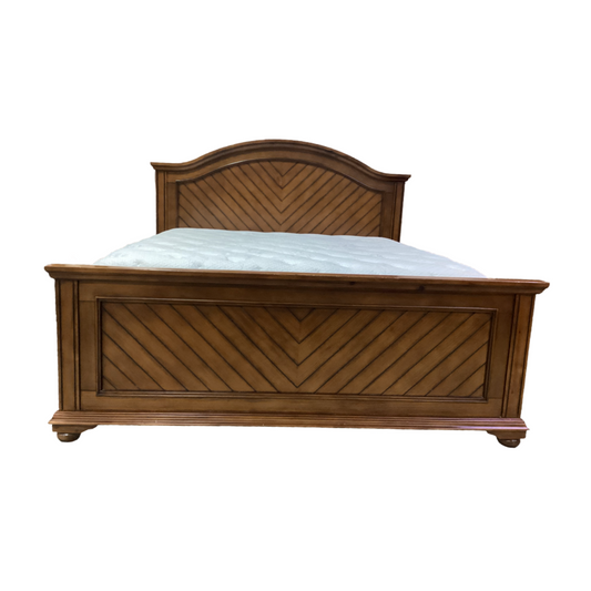 80854 - Addison Chestnut Chevron King Bed Frame 84x87x61