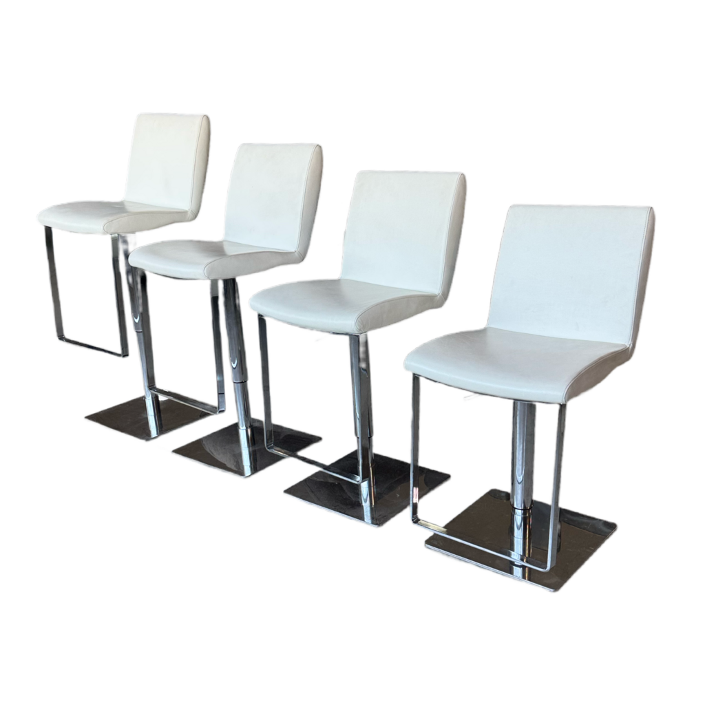 83714 - Set of 4 Villa Vici Lewis Adjustable Barstools 16x19x21-32 to 16x19x31-42