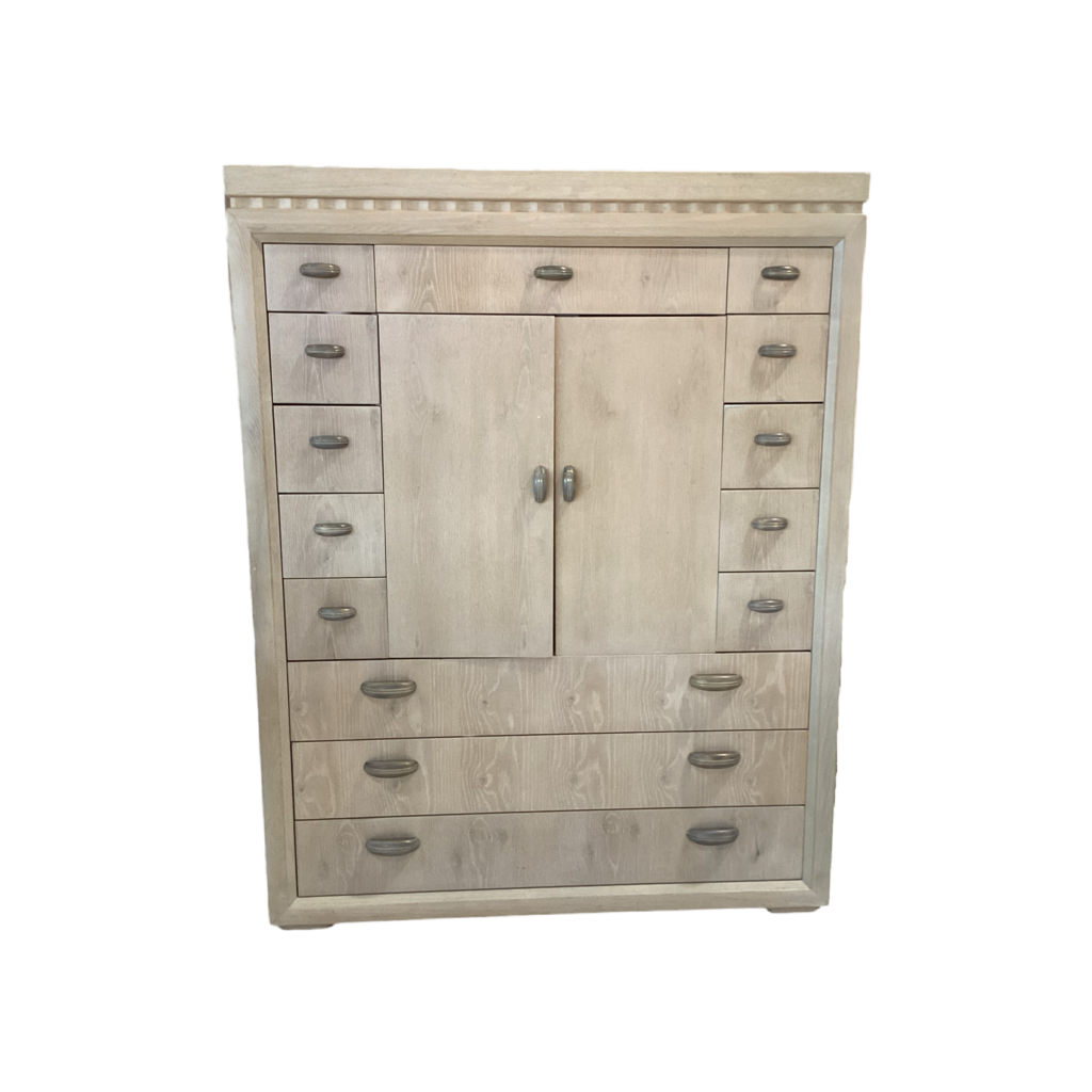 80947 - Henredon Enchantment Chest 48x19x62