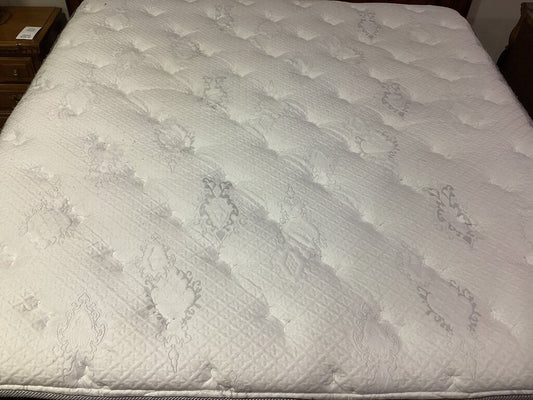 80954 Jamison The Resort Hotel Collection King Mattress