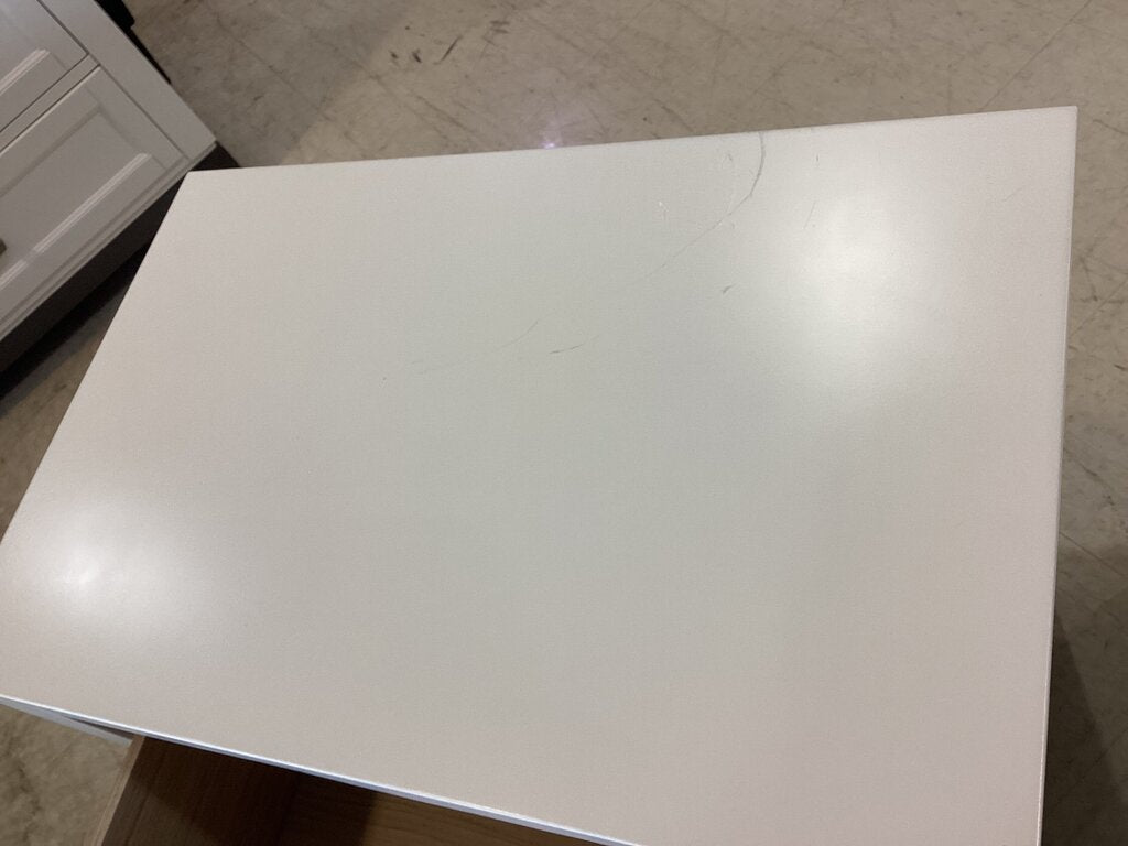 80999 (8531-4) Ashley Brynburg Pair of Nightstands 24x16x27