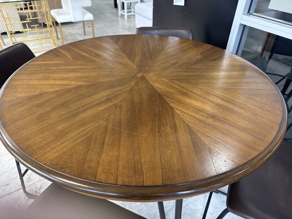 80993 (8530-13) Ashley Centiar 5pc Dining 46x46x31