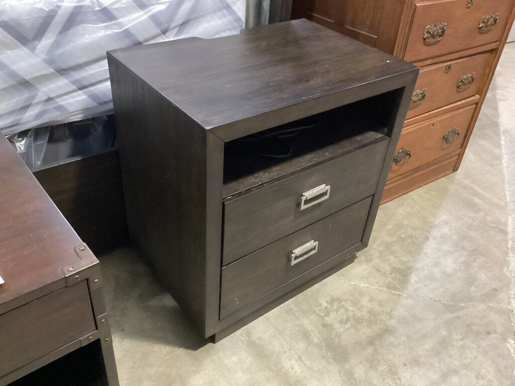 80985 - Ashley Hyndell 2 Drawer Nightstand 26x18x28