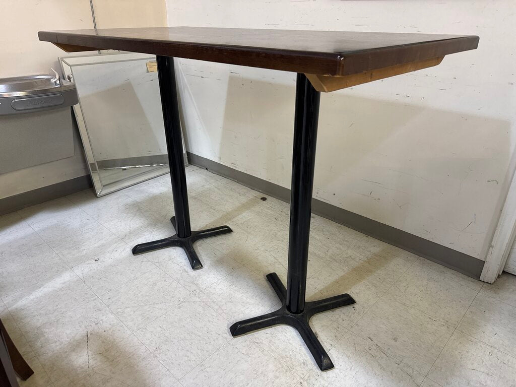 85027 - Pub Table 30x60x43