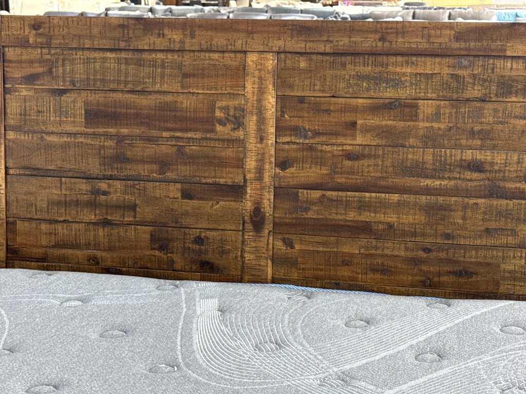 85043 - Sonoma Creek Full Size Platform Bed Frame 56x4x52