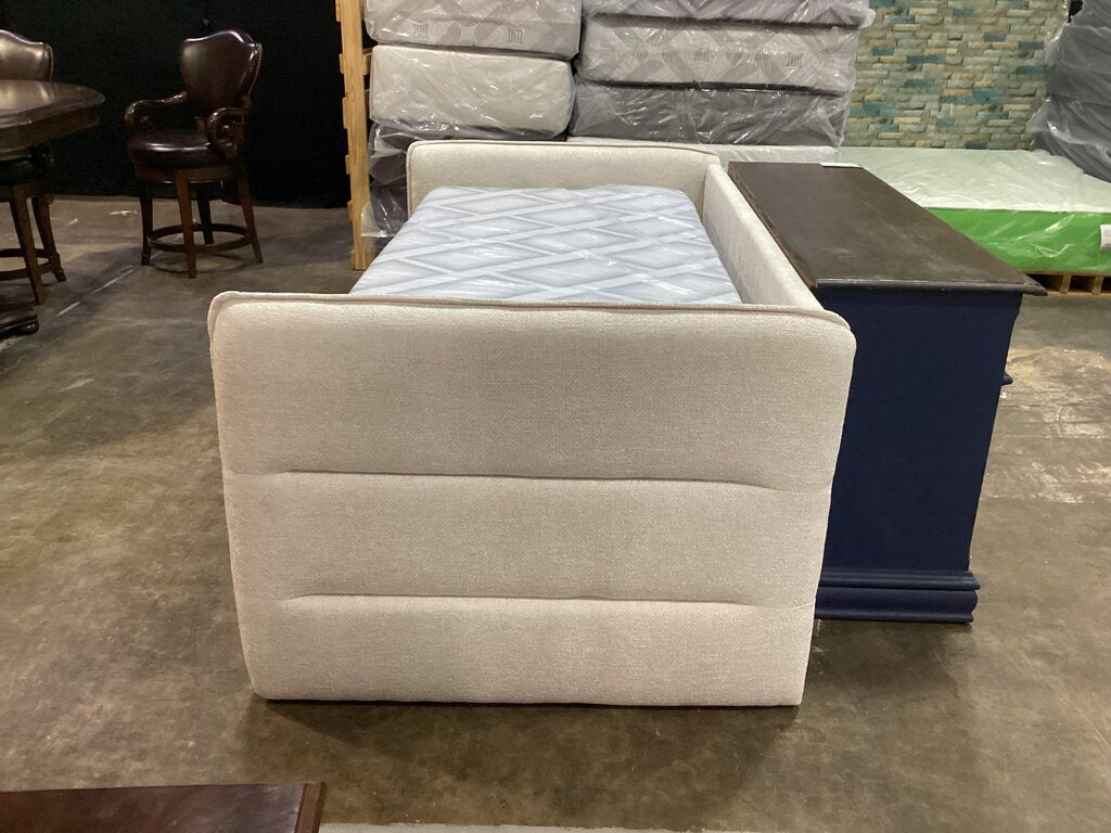 Amiga Beige NEW Daybed 84x45x34 (239511-12)