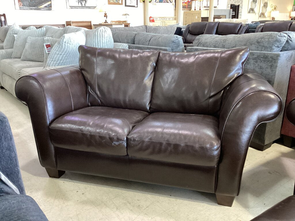 85070 - Natuzzi Loveseat & Chair w/Ottoman 67/43x33x36, otto 24x24x17