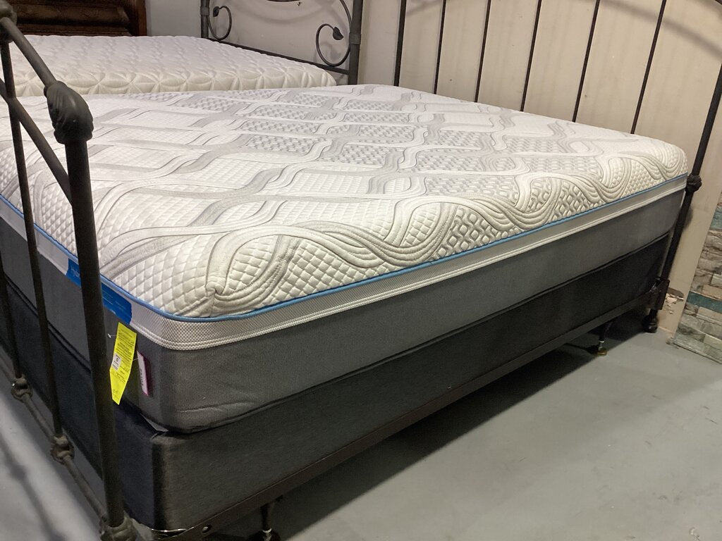 85103 - Sealy Posturpedic Hybrid Elite Queen Mattress