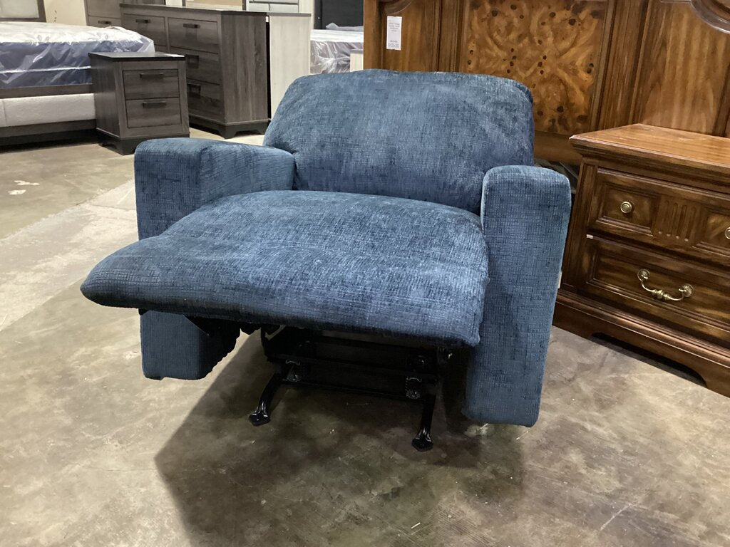 85108 - Ashley Aviemore Rocker Recliner 35x31x38