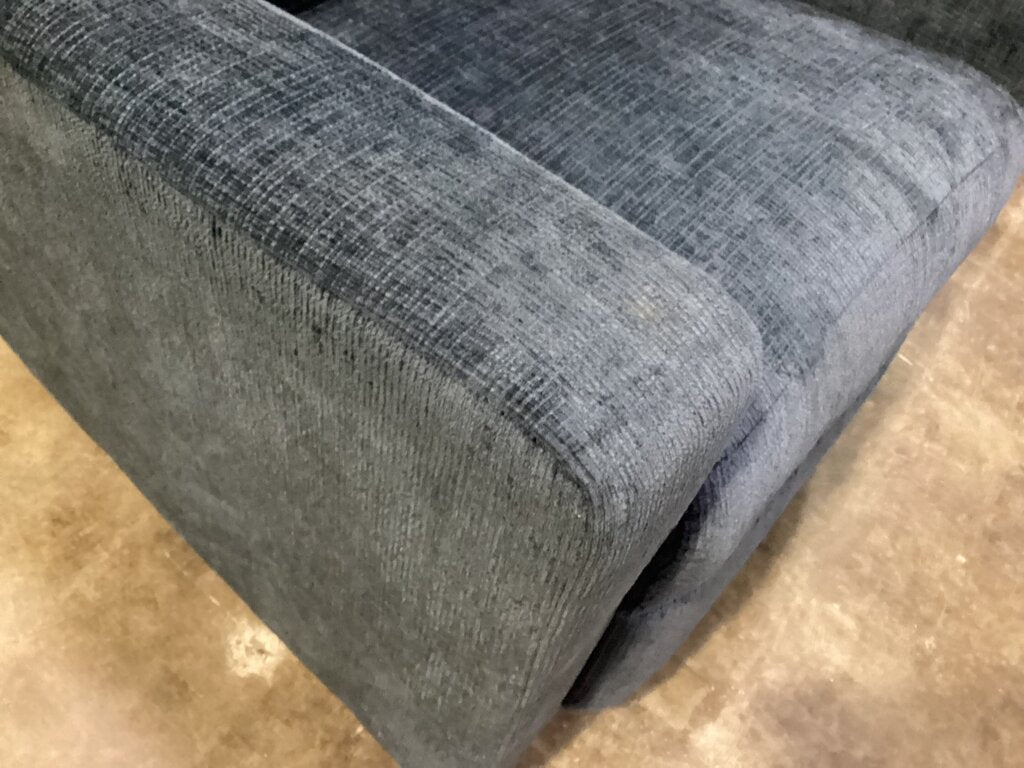 85108 - Ashley Aviemore Rocker Recliner 35x31x38