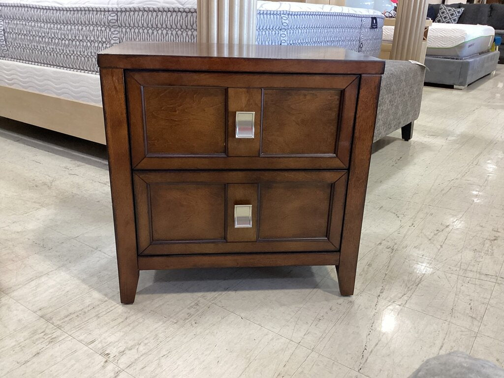 85125 - Samuel Lawrence Bayfield Nightstand 25x16x25