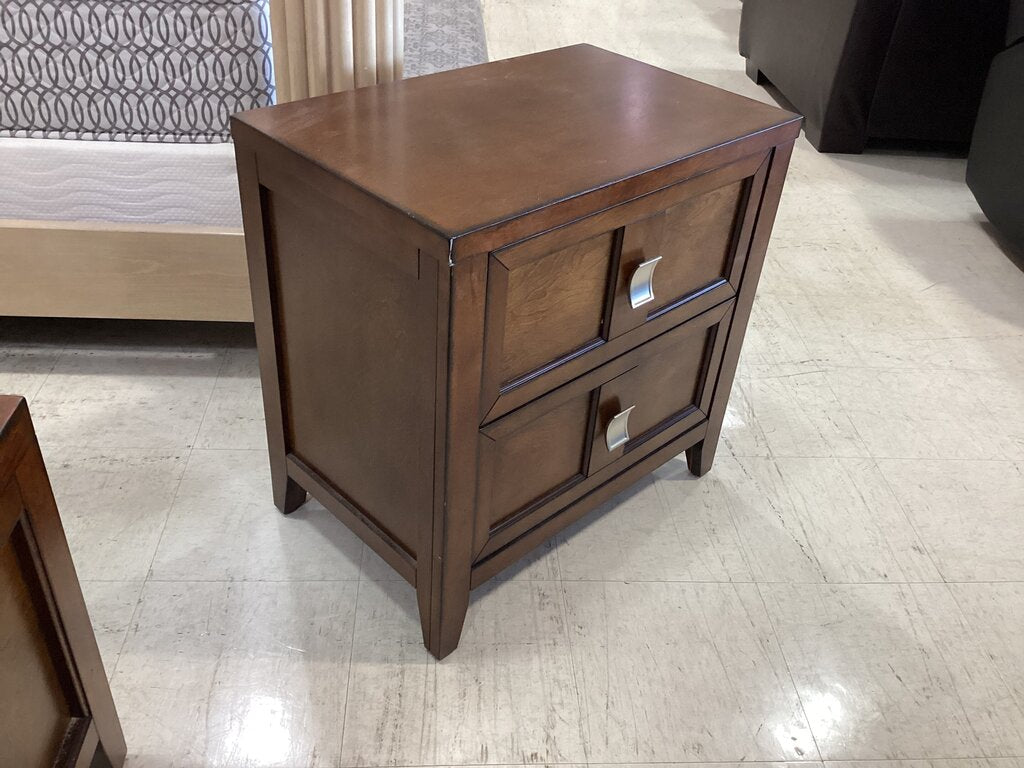 85125 - Samuel Lawrence Bayfield Nightstand 25x16x25