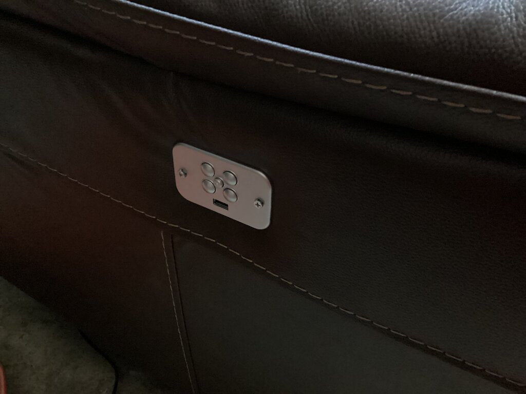 85133 - Brown Leather Power Recliner Sofa 86x32x39