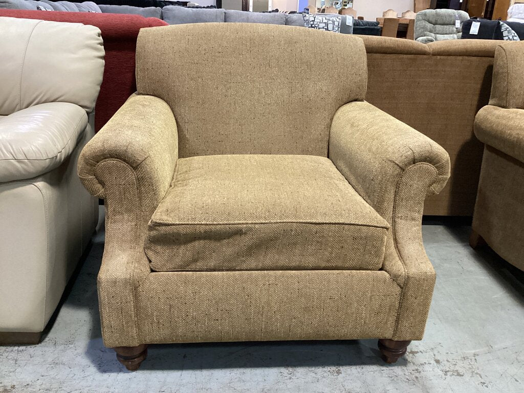 85114 - Henredon Club Chair 40x38x37