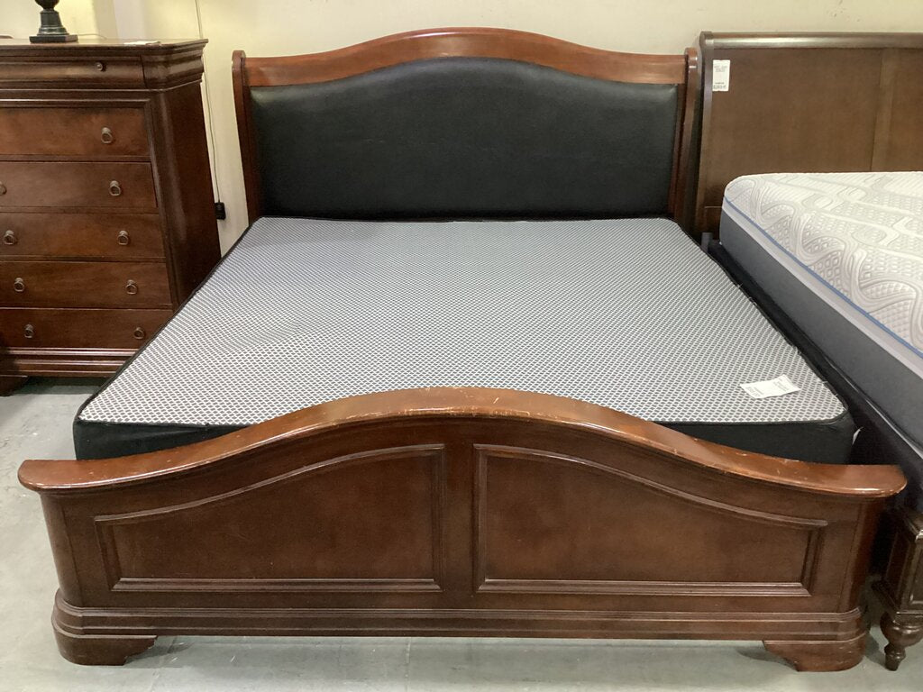 85130 - King Bed Frame 82x89x56