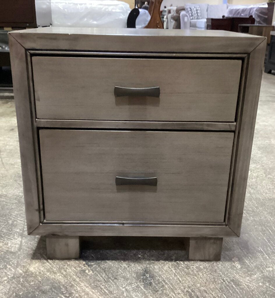 85167 - Ashley Arnett Nightstand 22x16x23