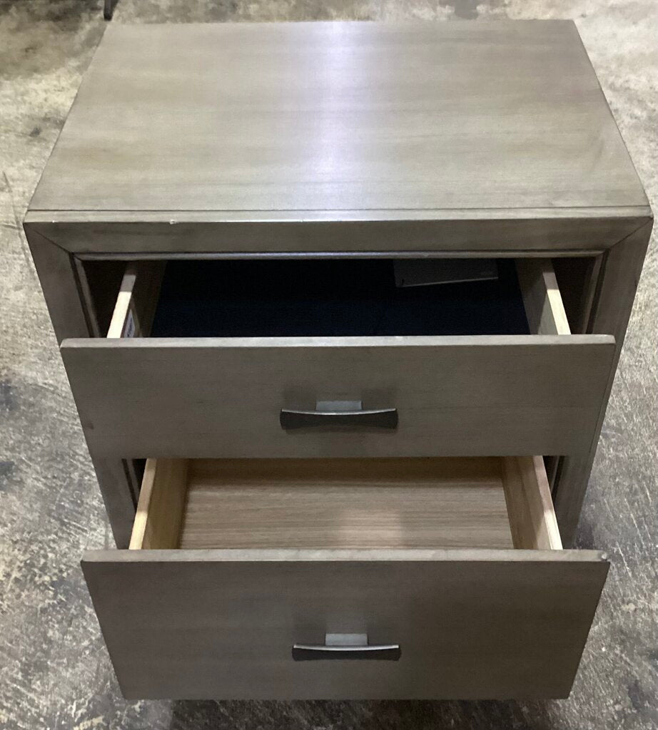 85167 - Ashley Arnett Nightstand 22x16x23