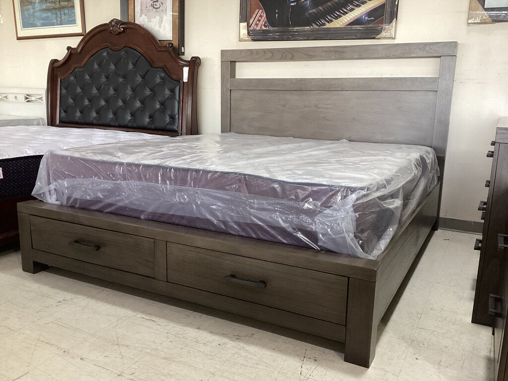 85172 Ashley King Storage Bed Frame 80x90x57