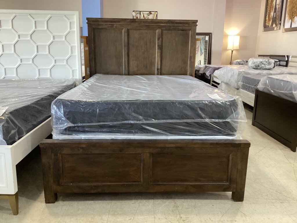 85236 - Full Size Bed Frame 57x81x53